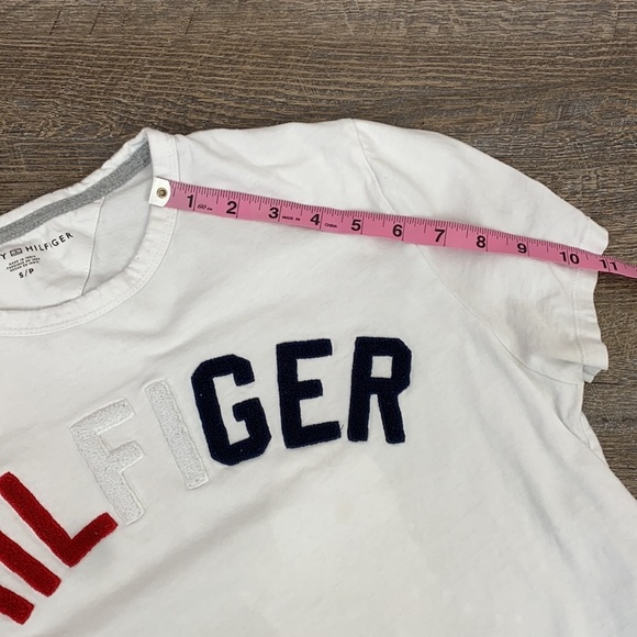 Tommy Hilfiger Tufted Logo Appliqué T-Shirt S - Picture 9 of 12